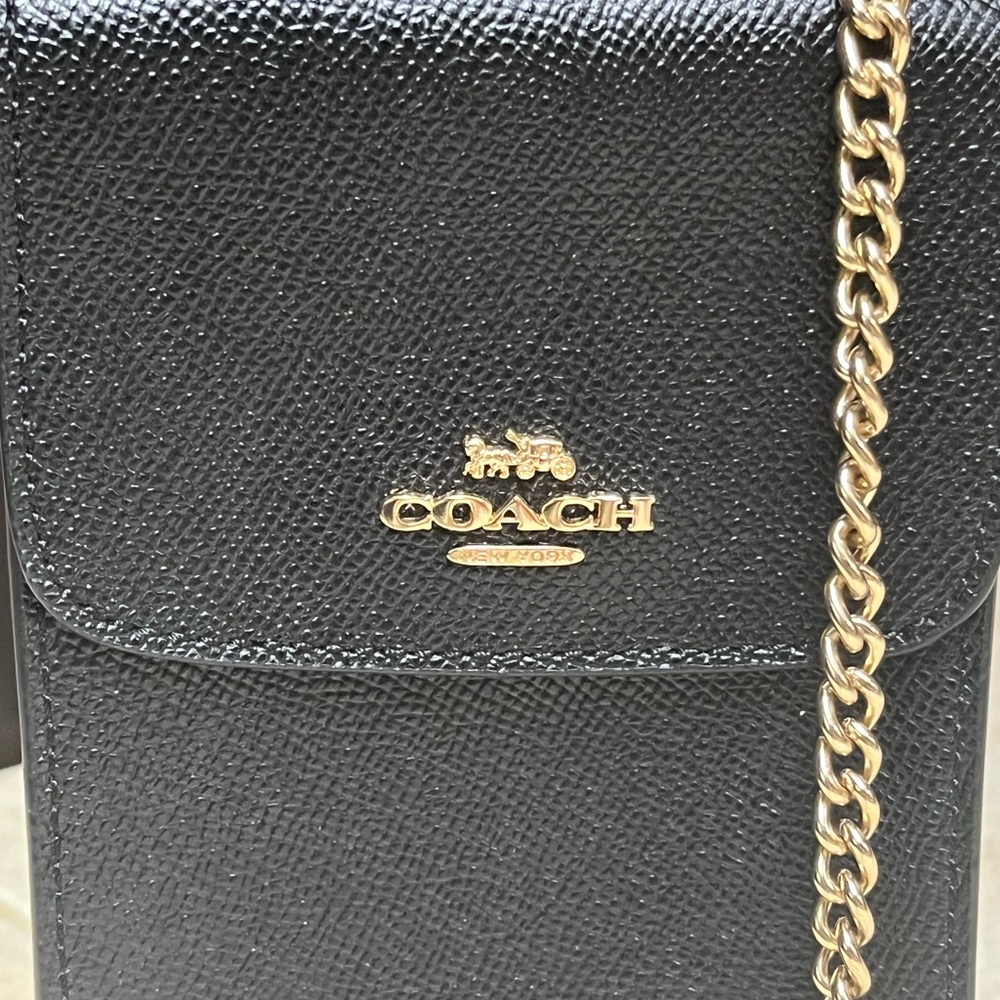 SOLD✨✨NWOT Coach North/South phone crossbody bag - Picture 2 of 9